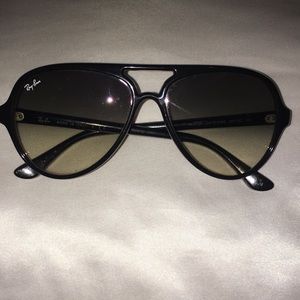Women’s ray bans